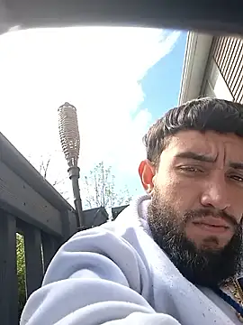 chupamelobiennn online show from March 27, 2026, 6:40 pm