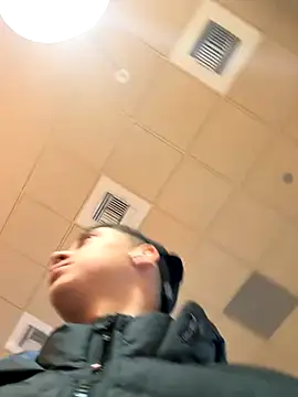 Snapshot of Abrahanm1 chatting on November 26, 2025, 6:20 pm Abrahanm1 online show from November 26, 2025, 6:20 pm