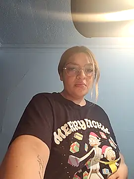 mila curvy online show from December 1, 2025, 11:21 pm