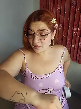 mila curvy online show from March 5, 2026, 7:15 am