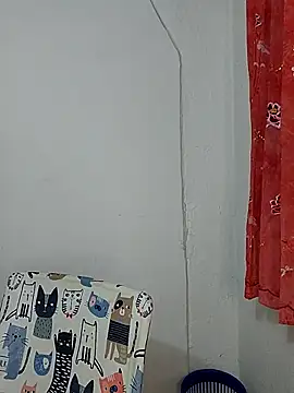 Snapshot of mila_curvy chatting on May 28, 2026, 5:05 am mila curvy online show from May 28, 2026, 5:05 am