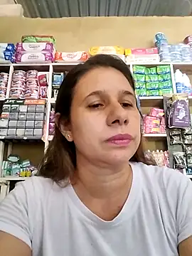 MIA-LARIOS online show from April 23, 2026, 3:03 pm