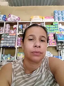 Snapshot of MIA-LARIOS chatting on June 13, 2026, 3:32 pm MIA-LARIOS online show from June 13, 2026, 3:32 pm