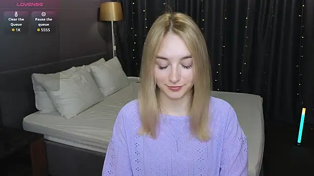 Shy Polly online show from May 8, 2026, 12:38 am