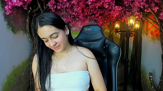 Snapshot of Teasybabe chatting on November 24, 2025, 11:10 am Teasybabe online show from November 24, 2025, 11:10 am