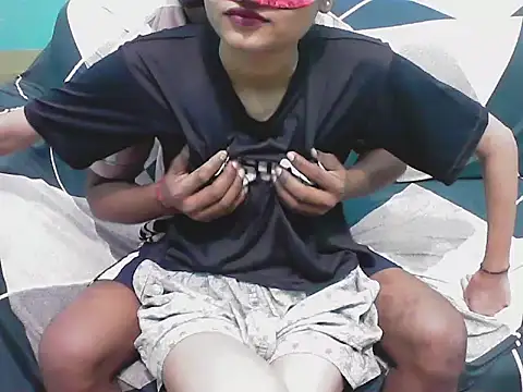 hello baby01 online show from February 26, 2026, 5:34 pm