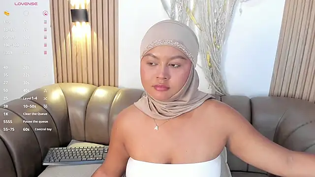 Snapshot of jasmyne_anbar chatting on February 28, 2026, 10:44 pm jasmyne anbar online show from February 28, 2026, 10:44 pm