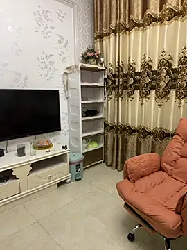 tianwei2567 online show from January 18, 2026, 3:27 pm