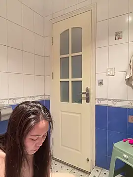 tianwei2567 online show from February 9, 2026, 2:43 pm