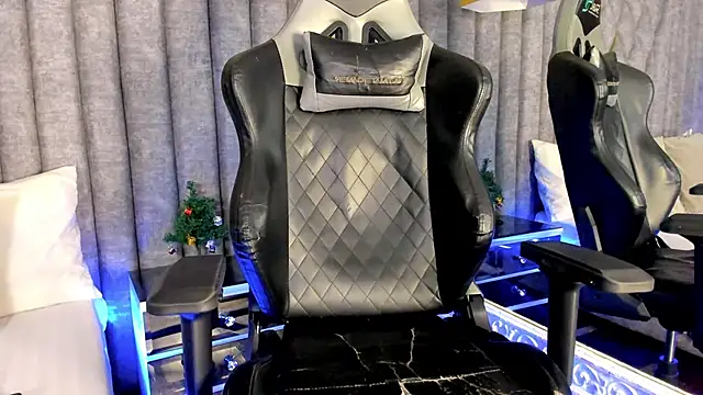 NicolaiKarav online show from January 9, 2026, 12:19 pm