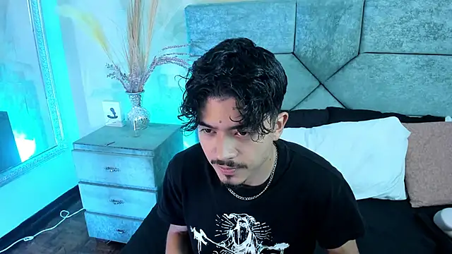 Snapshot of NicolaiKarav chatting on June 8, 2026, 12:58 am NicolaiKarav online show from June 8, 2026, 12:58 am