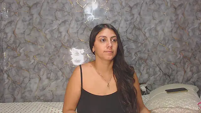 miarouse1531 online show from January 10, 2026, 12:01 am