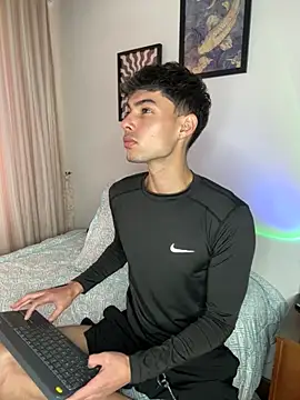 Jayce  Arcan online show from November 22, 2025, 10:09 pm