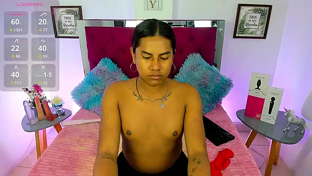 Samantha  F W online show from November 27, 2025, 3:36 pm