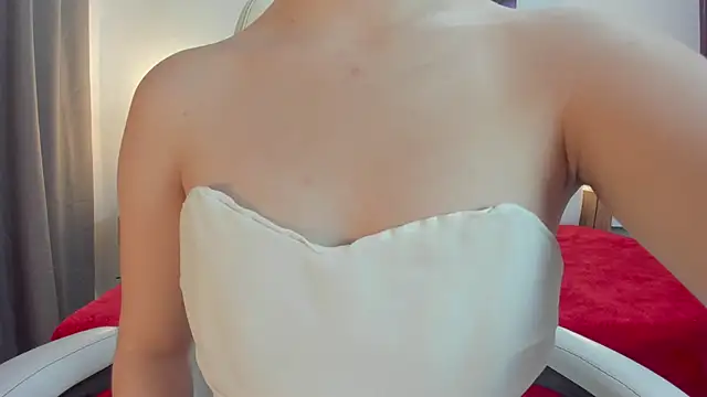 Snapshot of mask_red_girl chatting on May 12, 2026, 1:52 pm mask red girl online show from May 12, 2026, 1:52 pm