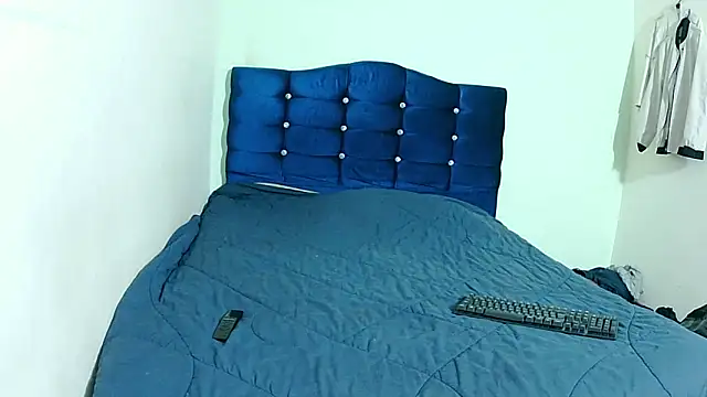 Snapshot of ashleey_palmer chatting on March 20, 2026, 11:42 pm ashleey palmer online show from March 20, 2026, 11:42 pm