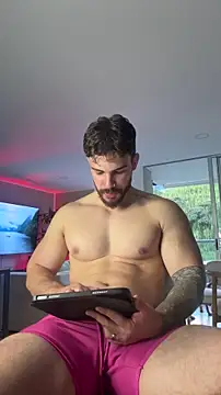 Snapshot of Valenthino_Salvatore chatting on May 4, 2026, 10:50 pm Valenthino Salvatore online show from May 4, 2026, 10:50 pm