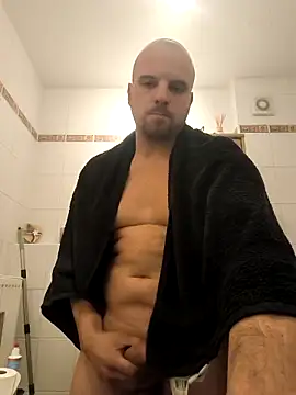 Snapshot of Phoenix2310 chatting on December 16, 2025, 9:53 pm Phoenix2310 online show from December 16, 2025, 9:53 pm