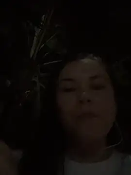 Natalia Saenz  online show from May 22, 2026, 12:40 am