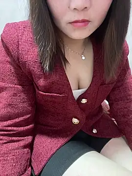 One-two22 online show from January 14, 2026, 12:33 pm