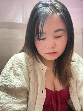 One-two22 online show from February 11, 2026, 9:42 pm