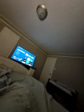 Snapshot of mr_girthyandsweetcheeks chatting on December 2, 2025, 6:52 am mr girthyandsweetcheeks online show from December 2, 2025, 6:52 am