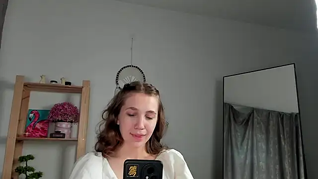 AmillyGile online show from May 15, 2026, 10:00 am