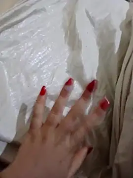 yasmine x online show from November 22, 2025, 2:05 pm