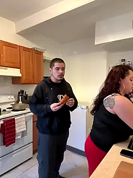 sexicolombiana  online show from December 4, 2025, 8:28 pm