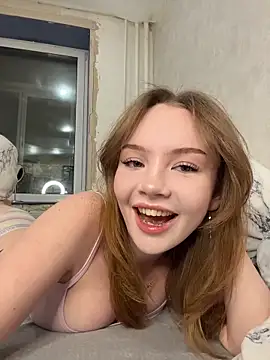 feral  berryss online show from November 30, 2025, 3:38 pm