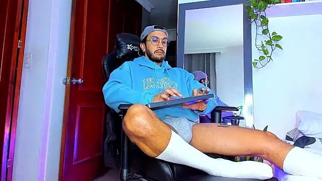 Snapshot of JotaCeliz chatting on February 27, 2026, 10:48 am JotaCeliz online show from February 27, 2026, 10:48 am