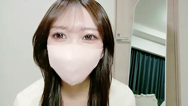 alicechan v online show from May 3, 2026, 11:27 am