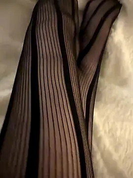 Snapshot of BelladonnaSkye chatting on November 22, 2025, 11:48 pm BelladonnaSkye online show from November 22, 2025, 11:48 pm