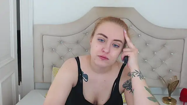 RubyBigBoobs online show from December 18, 2025, 3:07 pm