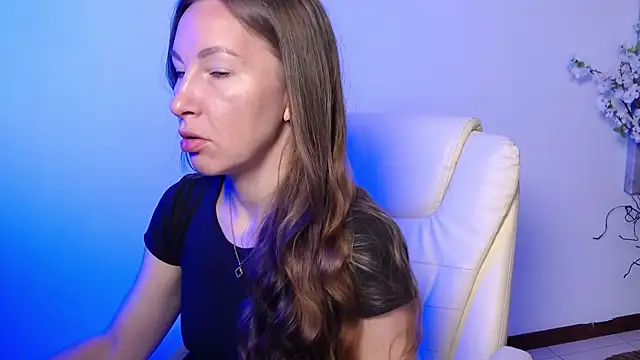 Brandy Gem online show from June 27, 2026, 7:35 am
