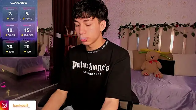 kaelwolf tay online show from February 10, 2026, 6:56 pm