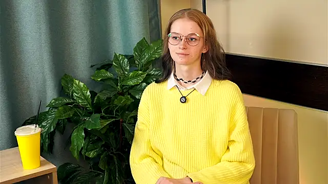 ToyaPletz online show from November 23, 2025, 10:37 am