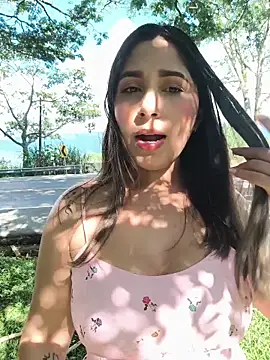 Catalina ramos online show from April 24, 2026, 8:55 pm