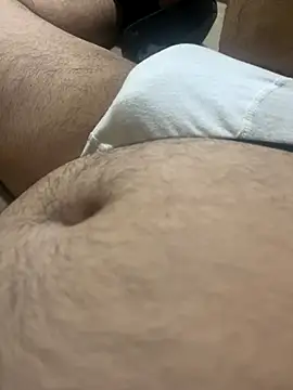 Snapshot of 19033mmmaaa chatting on December 16, 2025, 10:37 pm 19033mmmaaa online show from December 16, 2025, 10:37 pm