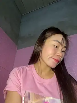 meganmeo online show from February 4, 2026, 3:23 am