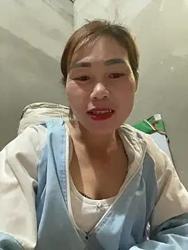 meganmeo online show from April 27, 2026, 11:08 am