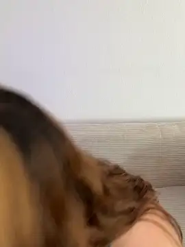 Snapshot of laraslittlesecrett chatting on March 1, 2026, 10:28 am laraslittlesecrett online show from March 1, 2026, 10:28 am