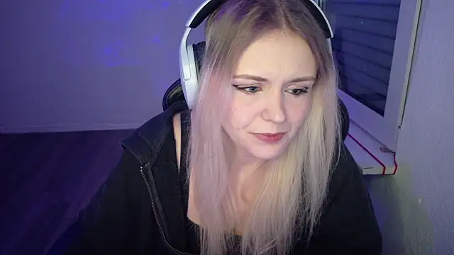 OfflineLizzy online show from March 16, 2026, 8:46 pm