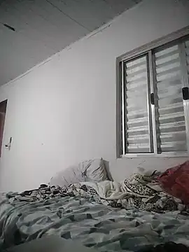 RogerinPrive001 online show from November 28, 2025, 6:16 am