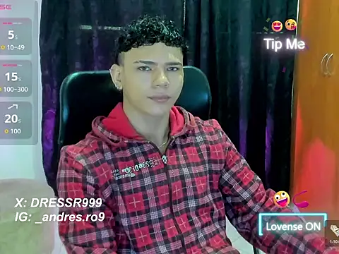 Snapshot of secret_justin7 chatting on December 15, 2025, 1:04 pm secret justin7 online show from December 15, 2025, 1:04 pm