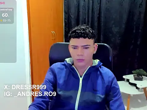 Snapshot of secret_justin7 chatting on February 7, 2026, 11:14 am secret justin7 online show from February 7, 2026, 11:14 am