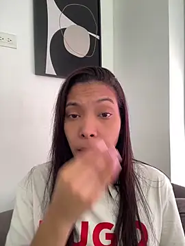 Snapshot of KarolRojas_22 chatting on June 11, 2026, 9:02 pm KarolRojas 22 online show from June 11, 2026, 9:02 pm