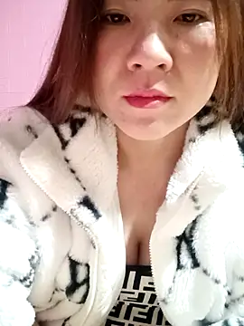 Lily-ross22 online show from November 26, 2025, 7:26 pm