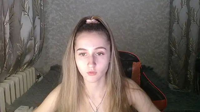 Ave Costly online show from December 14, 2025, 2:55 pm