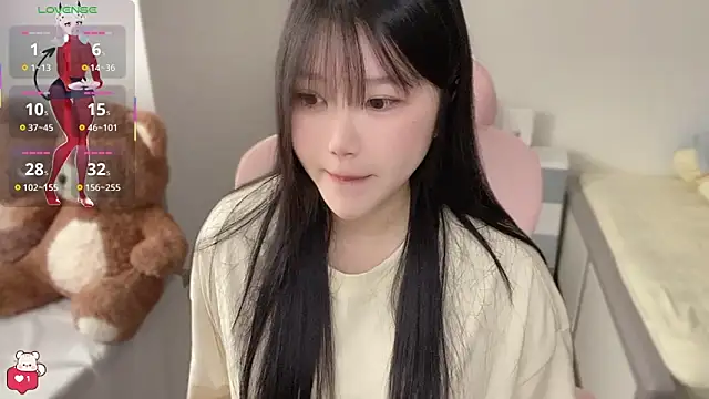 QQ Tang online show from March 25, 2026, 2:39 am